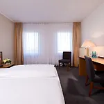 호텔 Coffee Fellows Frankfurt Airport-langen 3*