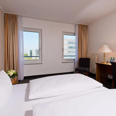 Отель Coffee Fellows Frankfurt Airport-langen Ланген