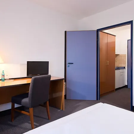 Hotel Coffee Fellows Frankfurt Airport-langen