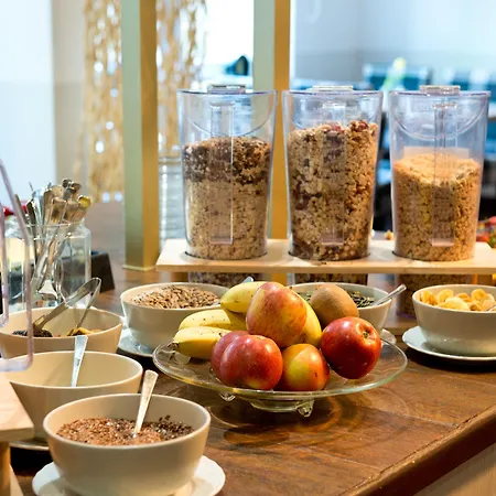 Отель Coffee Fellows Frankfurt Airport-langen