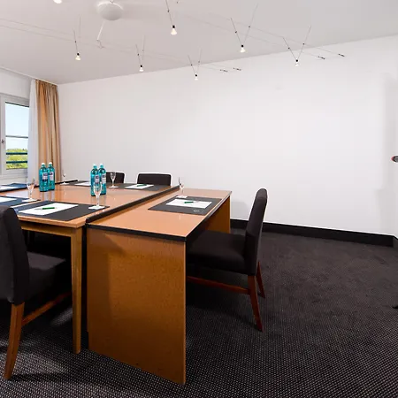 Hotel Coffee Fellows Frankfurt Airport-langen 3*