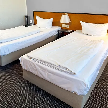 Coffee Fellows Frankfurt Airport-langen Отель