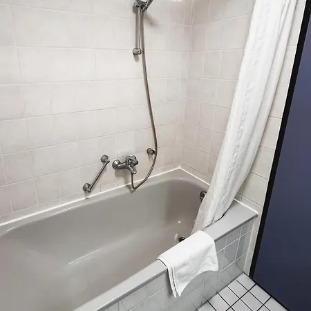Hotel Coffee Fellows Frankfurt Airport-langen 3*