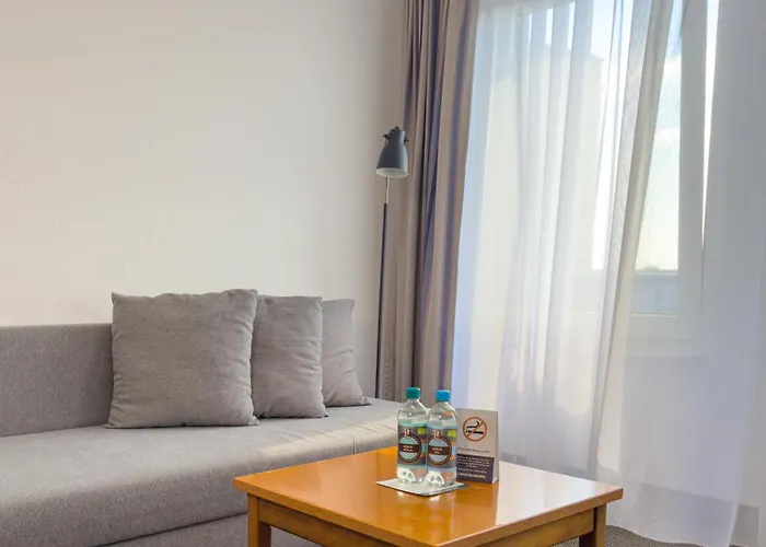 Coffee Fellows Frankfurt Airport-langen 3* לנגן