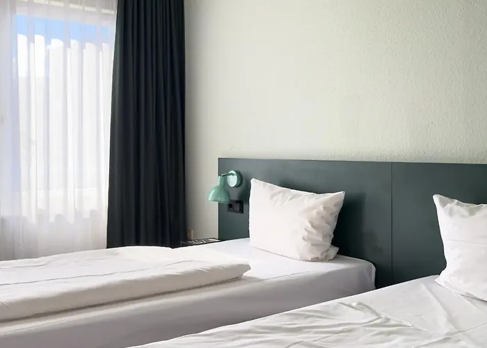 מלון Coffee Fellows Frankfurt Airport-langen