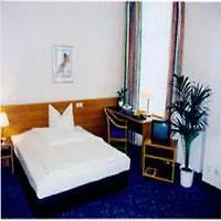 Coffee Fellows Frankfurt Airport-langen מלון לנגן